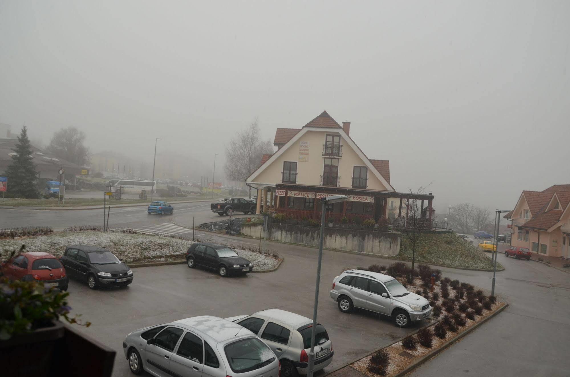 Garni Hotel Zvon Zrece Bagian luar foto